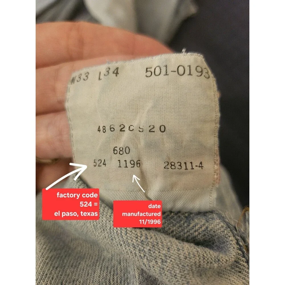 Vintage 90's Levi’s 501-0193 Light Wash Denim Jeans‎ button fly - Made in USA 96